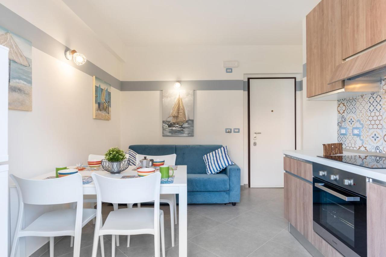 La Casa Di Tobia & Little Paradise Beach Apartments Джардини-Наксос Экстерьер фото