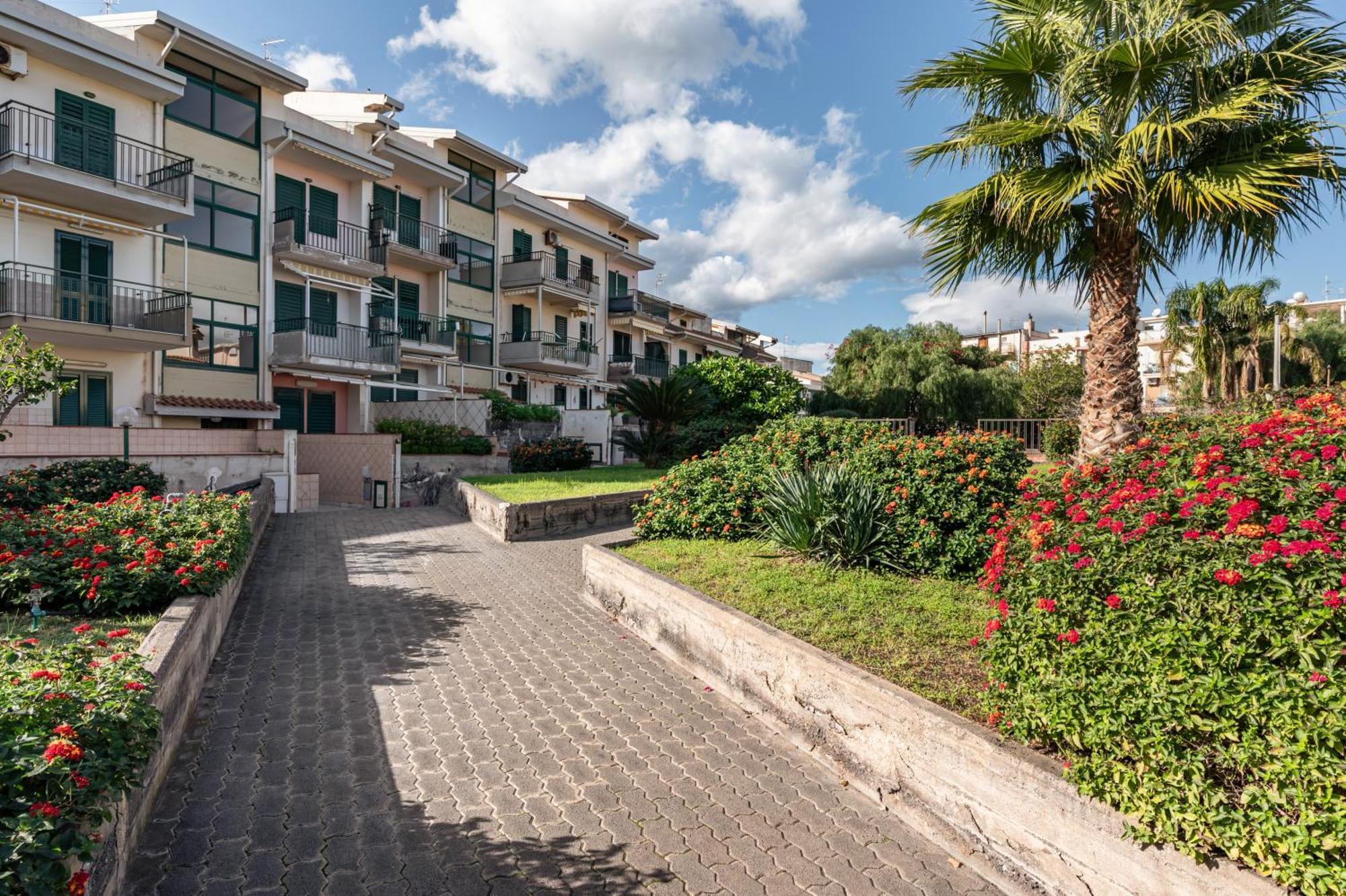 La Casa Di Tobia & Little Paradise Beach Apartments Джардини-Наксос Экстерьер фото